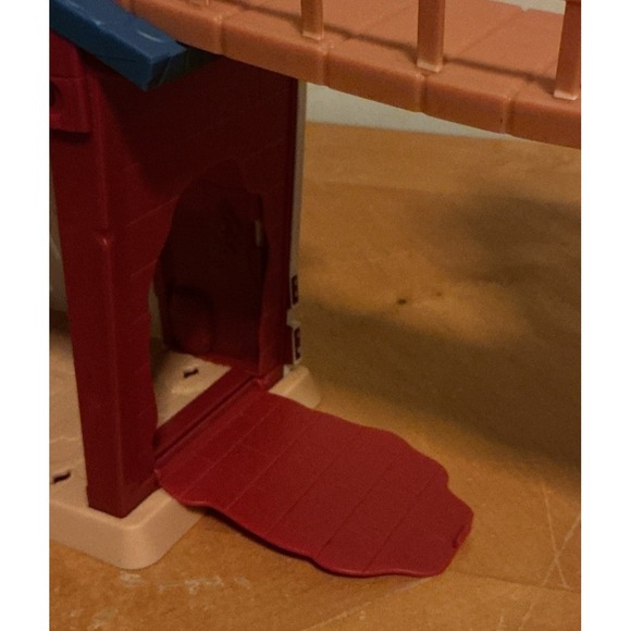 Dino Ranch Toy Set Lot Clubhouse Building Dinosaur Figures Kids Play Set - Picture 16 of 16